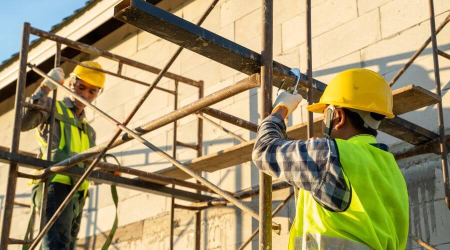 Professional gutter cleaning in Big Rapids, MI